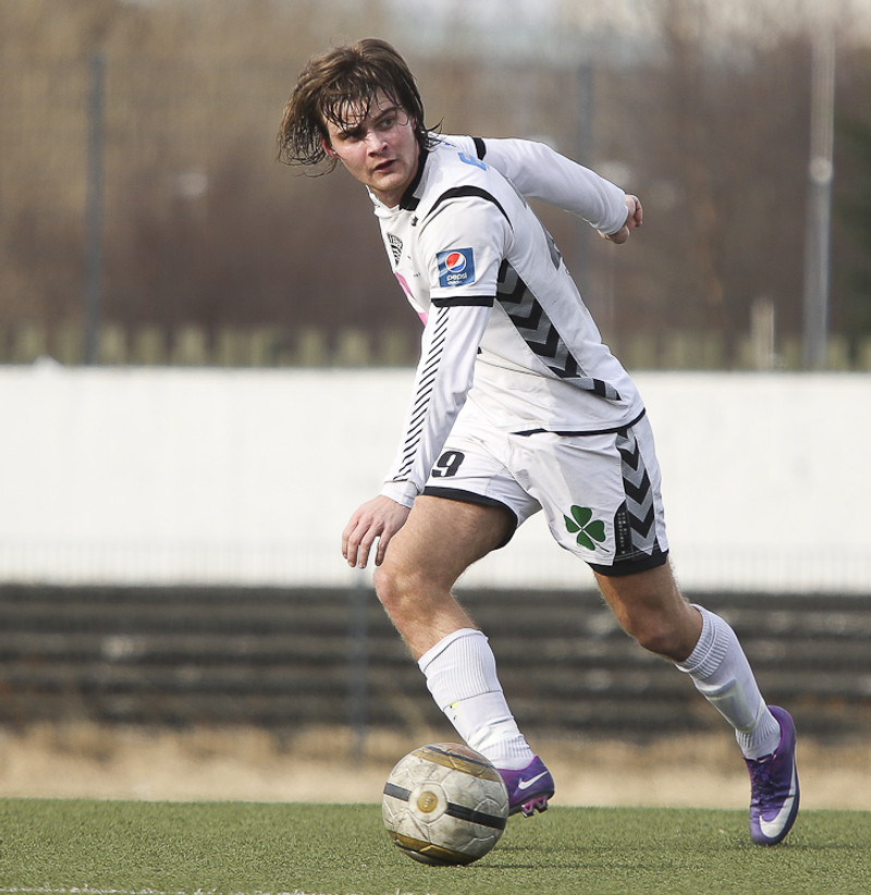 <b><i>,,Við köllum hann Messi.\'\'</i></B><br>James um Víði Þorvarðarson leikmann ÍBV.