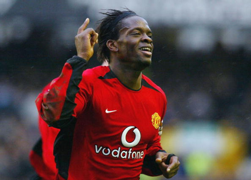 Louis Saha var á mála hjá Manchester United
