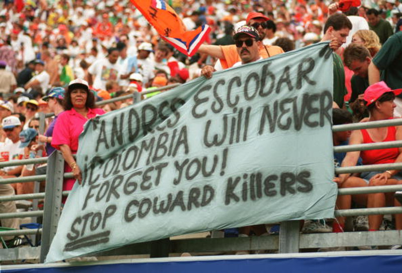 1. TWO ESCOBARS - Kólumbíumaðurinn Andres Escobar var myrtur eftir að hann skoraði sjálfsmark á HM 1994. Hvernig tengist það nafna hans, eiturlyfjabaróninum Pablo Escobar? Hrikalega góð heimildarmynd.