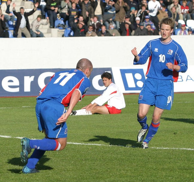 Gunnar Heiðar í leik með íslenska landsliðinu.