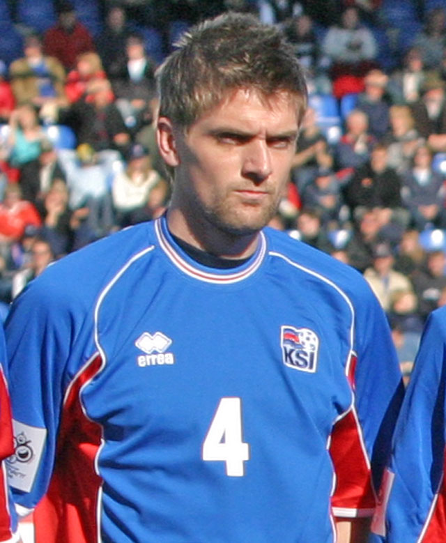 Lék alls 27 leiki fyrir íslenska landsliðið.