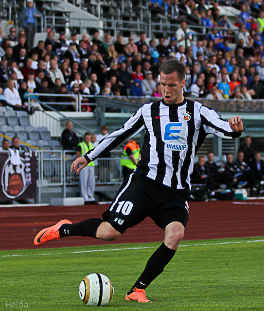 Kjartan Henry spilar ekki meira með KR í sumar.