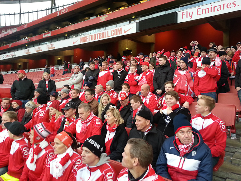 240 manna hópferð Arsenal stuðningsmanna (Myndir)