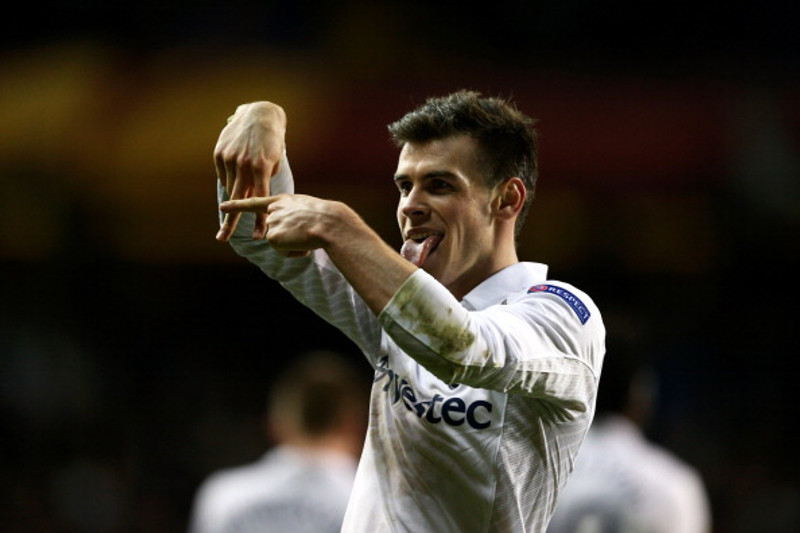 Bale fagnar marki í leik með Tottenham á sínum tíma.