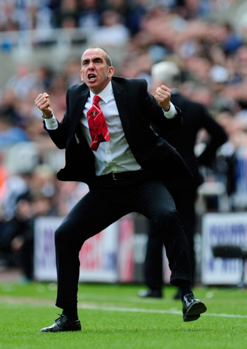 Paolo Di Canio er skrautlegur á hliðarlínunni.