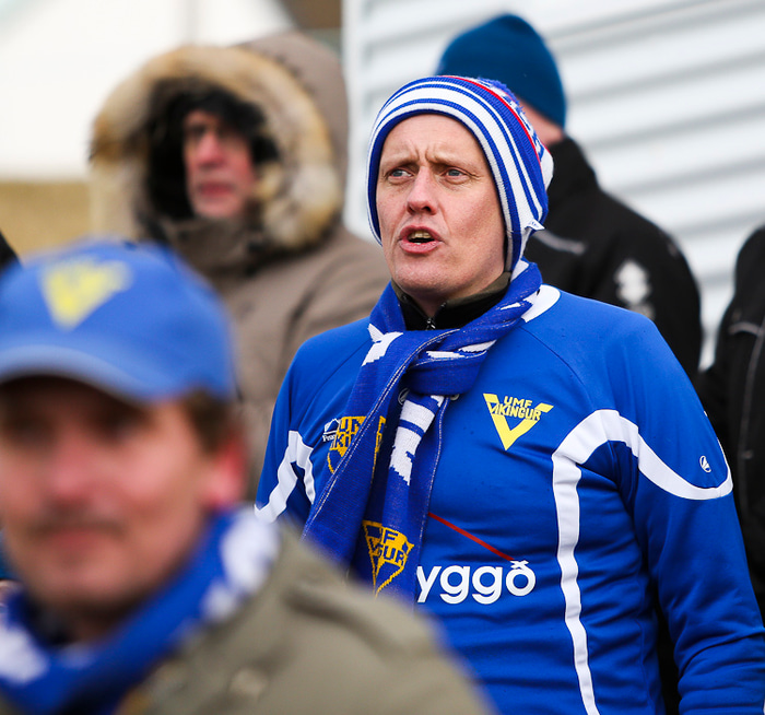 Það þarf að koma honum á framfæri aftur.