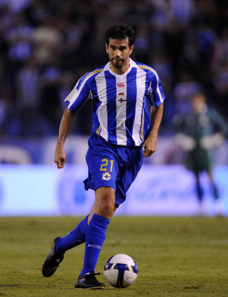 Juan Carlos Valeron stýrði umferðinni á miðjunni hjá Deportivo La Coruna á sínum tíma.