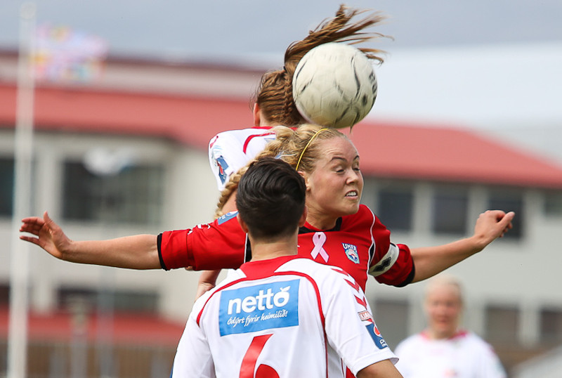 Lára Kristín Pedersen leggur skóna á hilluna (Staðfest)