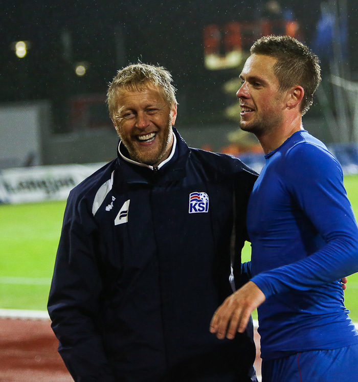 Heimir Hallgríms og Gylfi koma að fótboltaskólanum.