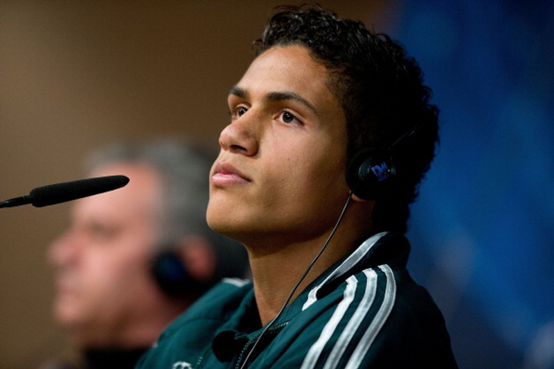 Varane verður seldur í sumar skrifi hann ekki undir nýjan samning