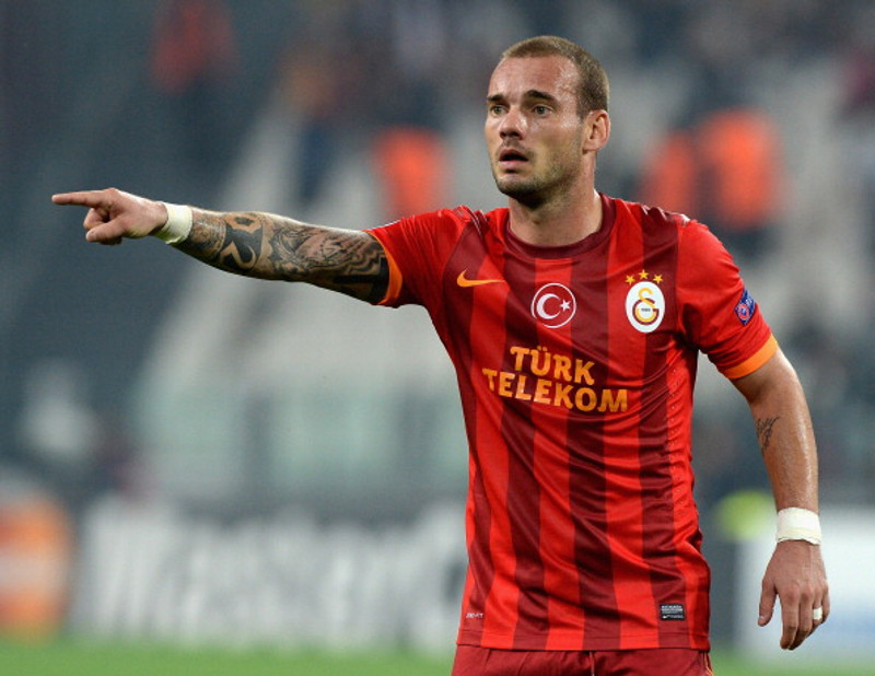 Umboðsmaður Sneijder skilur hvorki upp né niður