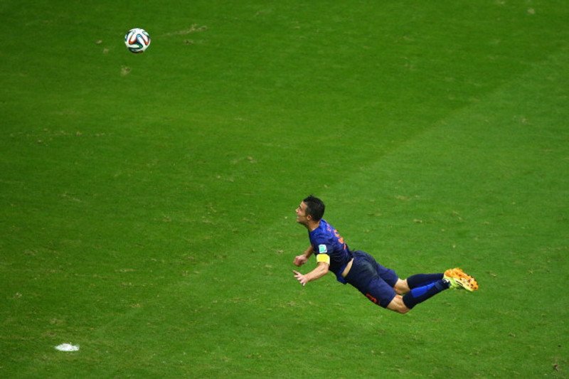 Á þessum degi fyrir fimm árum - Flugskalli Van Persie
