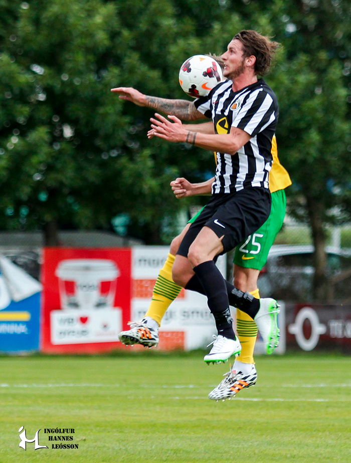 Markakóngurinn Gary Martin er að sjálfsögðu í liðinu.
