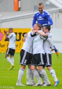 „Þú ert með viðbjóðslega hárgreiðslu fagginn þinn