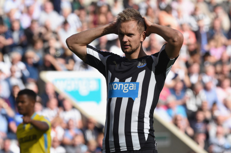 De Jong skoraði tvö mörk í 26 leikjum með Newcastle.