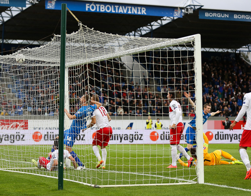 <table align=\"left\"><tr><td><img src=\"http://skjol.fotbolti.net/icelandair-headline.png\"></td></tr></table> Jón Daði: Kom ekki á óvart að byrja