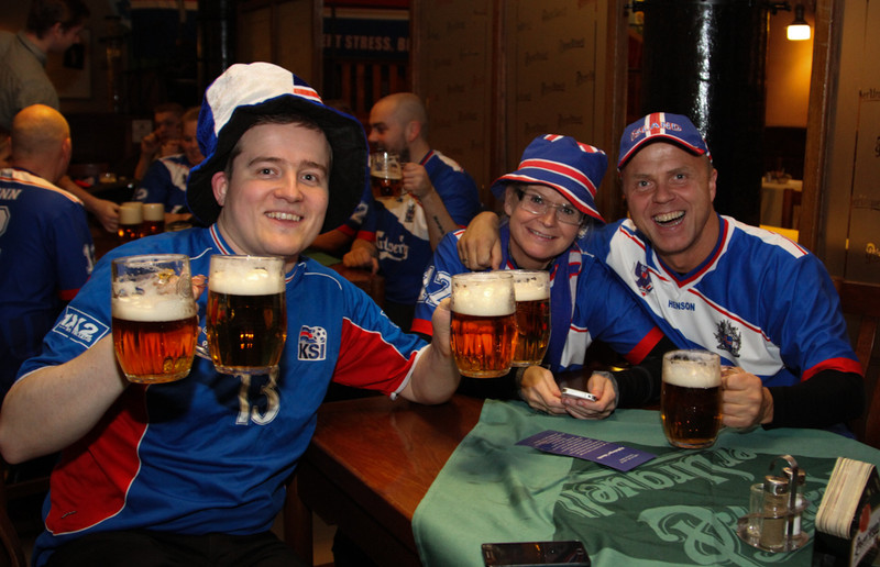 Til hamingju Ísland!