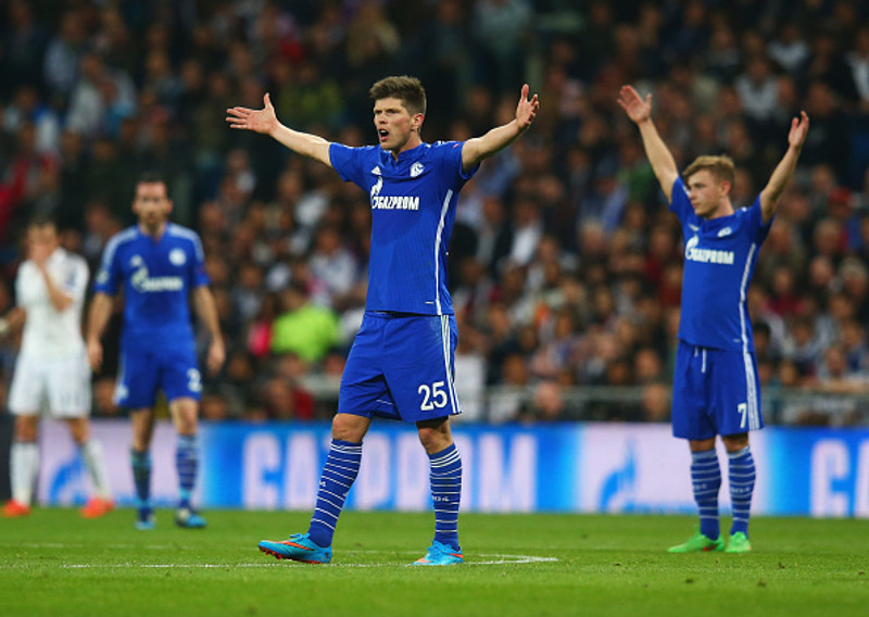 Í leik með Schalke.