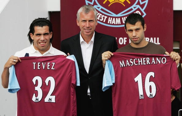 Tevez og Mascherano fóru til West Ham.