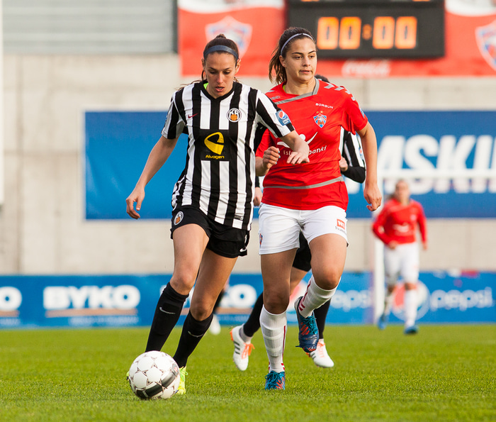 Valur og KR mætast í Reykjavíkurmóti kvenna um helgina.