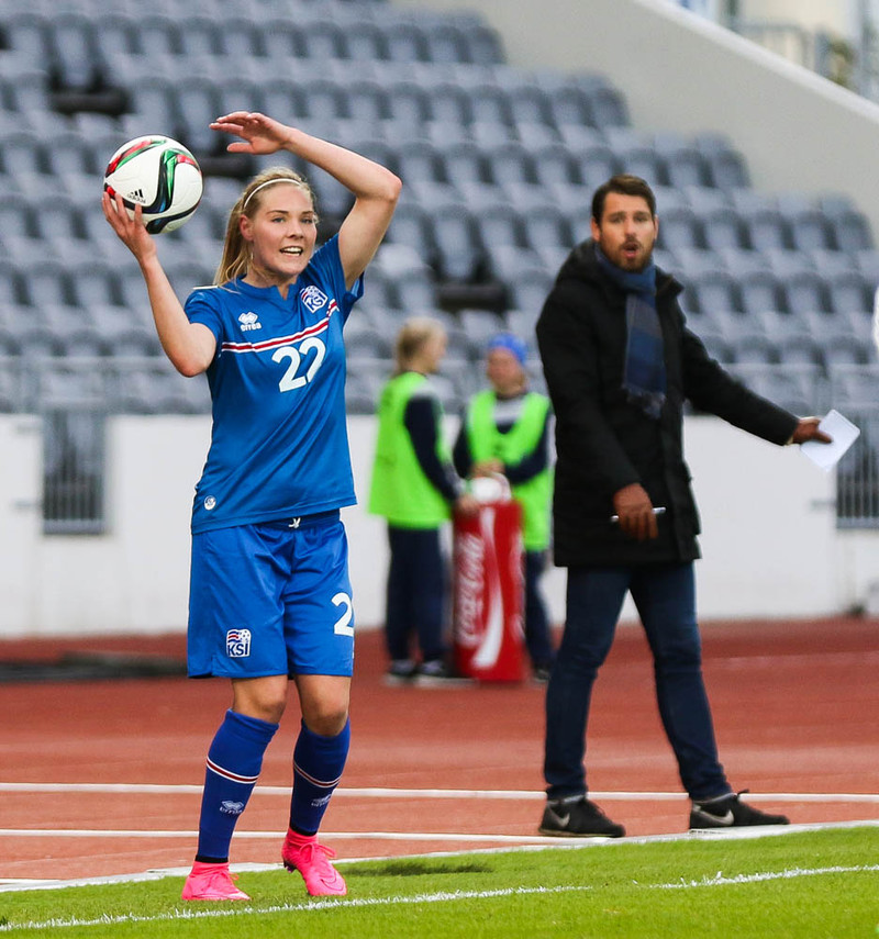 4-4-2 Rakel Hönnudóttir: Gullfiskurinn lifði ekki lengi