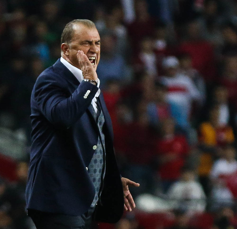 Þjálfari Galatasaray greindur með kórónaveiruna