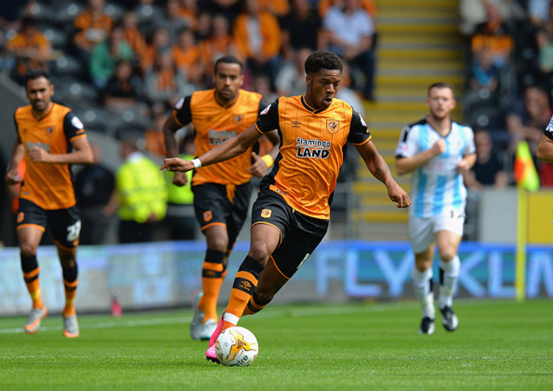 Akpom fór upp um deild með Hull tímabilið 2015-16.