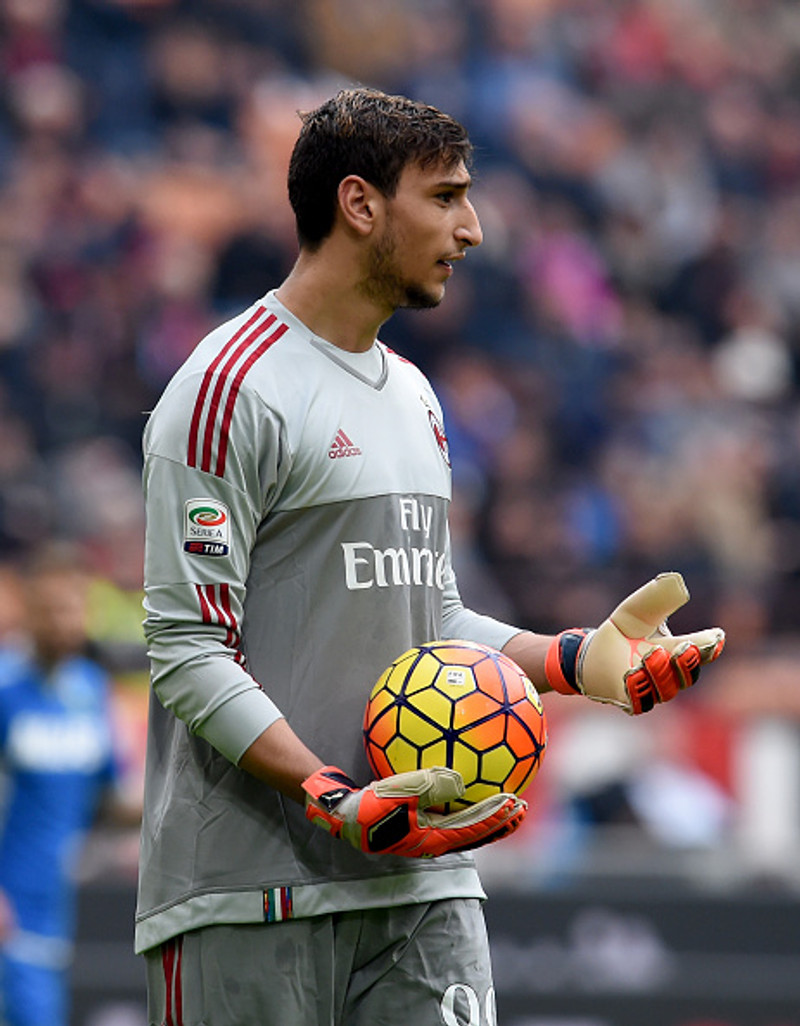 Donnarumma og Buffon staðfestir í vikunni - Navas ósáttur