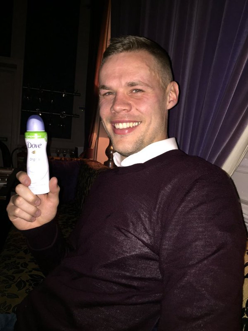 Shawcross fær ársbirgðir af svitalyktareyði
