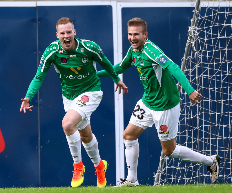 Marki fagnað árið 2016.