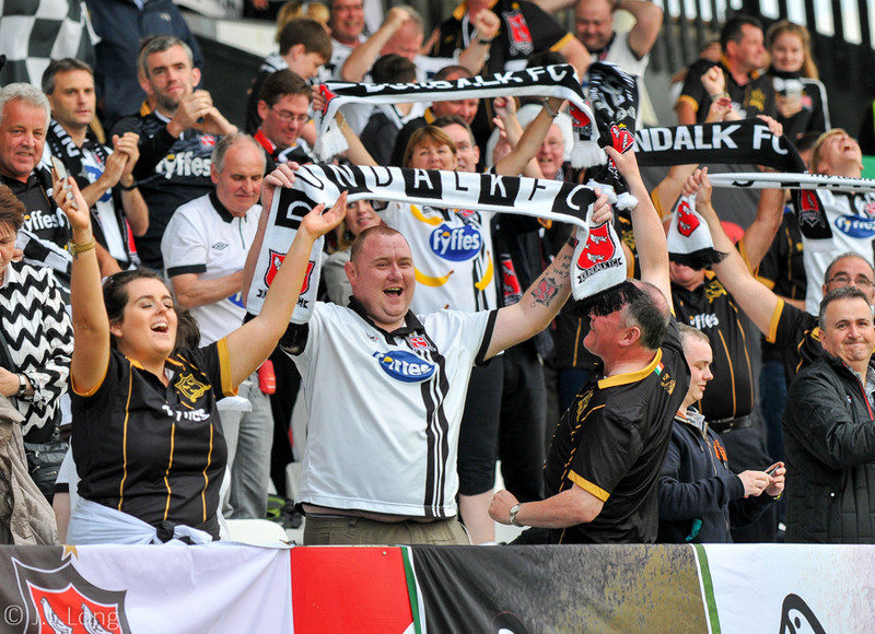 Stuðningsmenn Dundalk í Kaplakrika 2016.