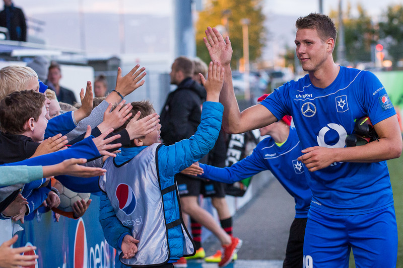 Hólmbert verður að öllum líkindum áfram í bláu