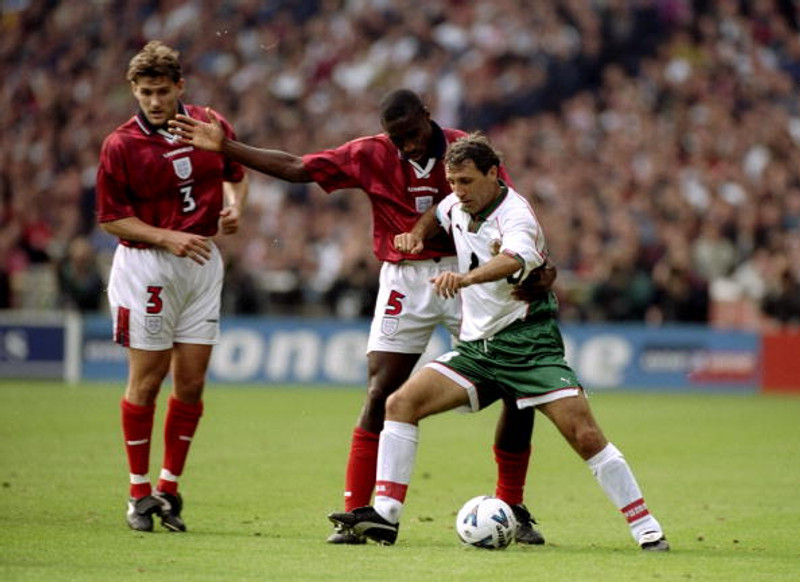 Hristo Stoichkov í landsleik gegn Englandi fyrir mörgum árum.