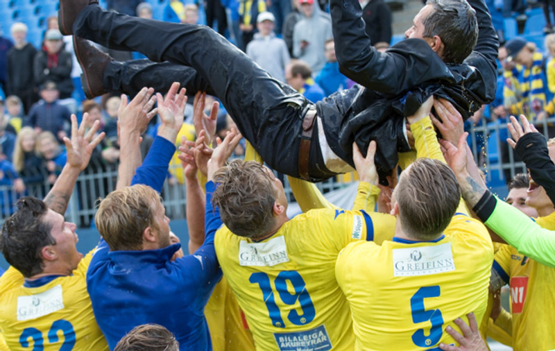 Kom KA upp úr Lengjudeildinni 2016.