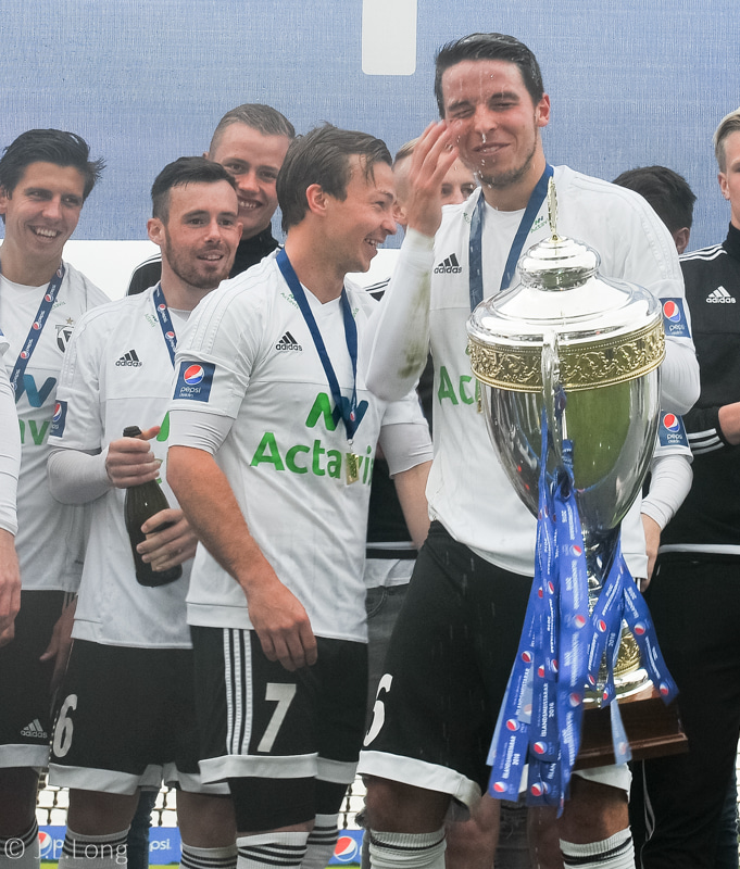 Jonathan varð Íslandsmeistari með FH 2015 og 2016.