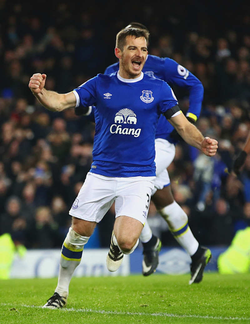 Leighton Baines.