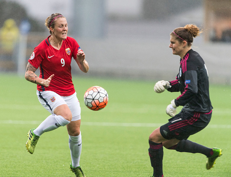 Isabell Herlovsen samdi við Jiangsu Suning á dögunum. Hún gaf um leið norska landsliðsferilinn upp á bátinn.