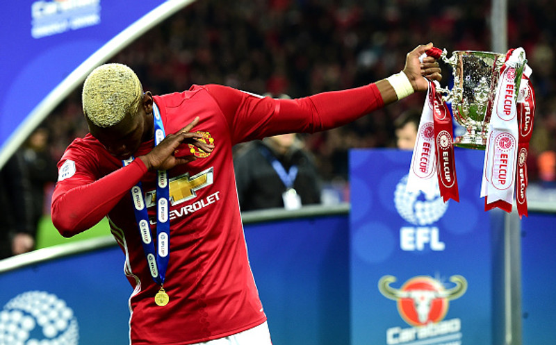 Paul Pogba að henda í dab.