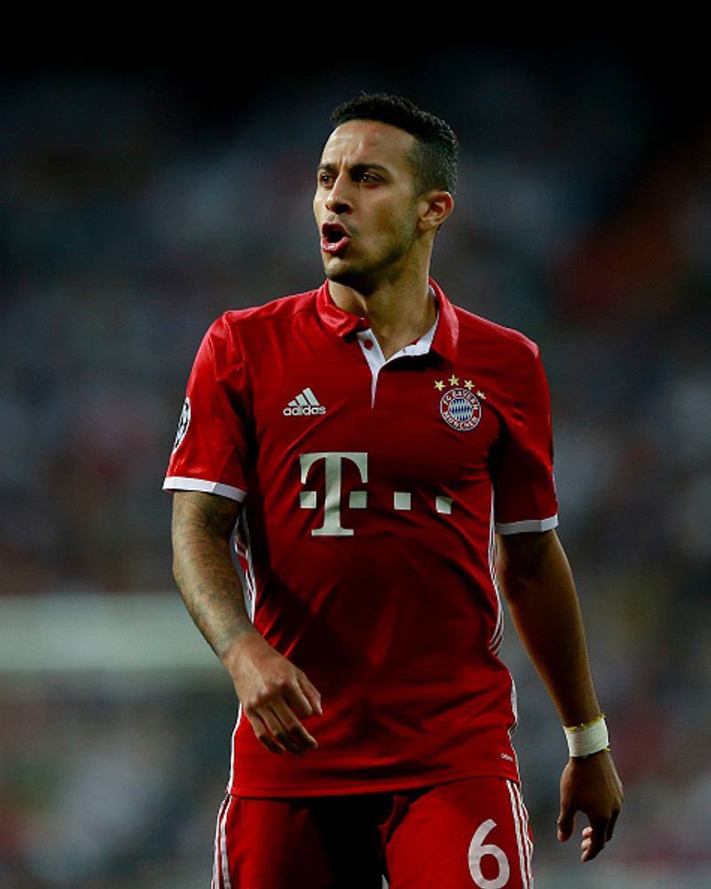 Thiago Alcantara á leið til Liverpool