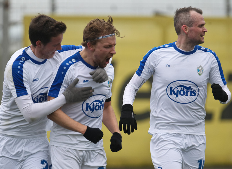 Hamar er annað tveggja liða úr 4. deild karla sem er á leið út.