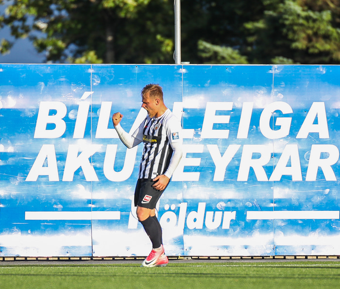 Marki fagnað með KR.