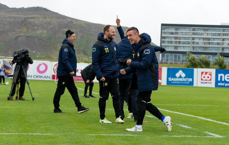 Myndaveisla: Grindavík og KR skildu jöfn suður með sjó !