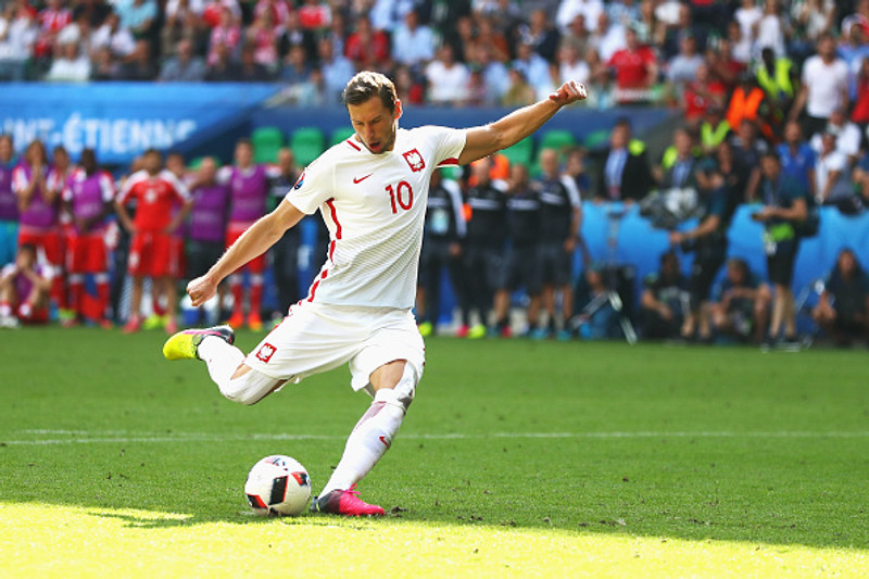 <b>Grzegorz Krychowiak</b> - Pólskur leikmaður sem gerði ekki merkilega hluti með PSG og West Brom. Spilar fyrir Al-Shabab.