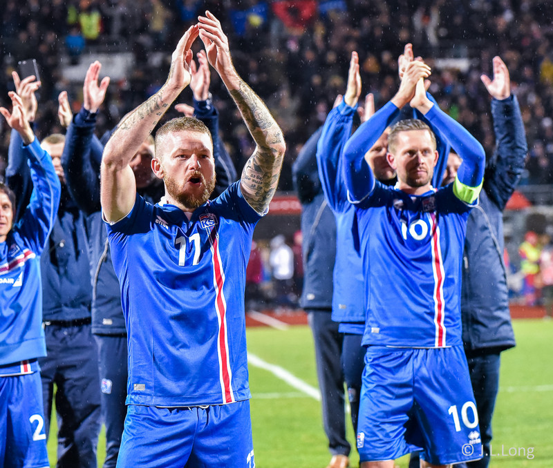 KSÍ jafnar árangurstengdar greiðslur til karla og kvennalandsliðsins