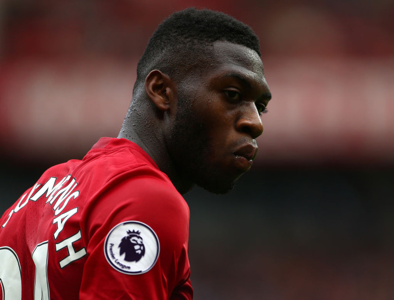United nýtir sér ákvæði og framlengir við Fosu-Mensah