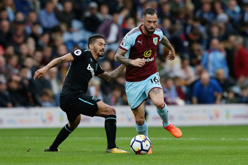 Steven Defour leggur skóna á hilluna