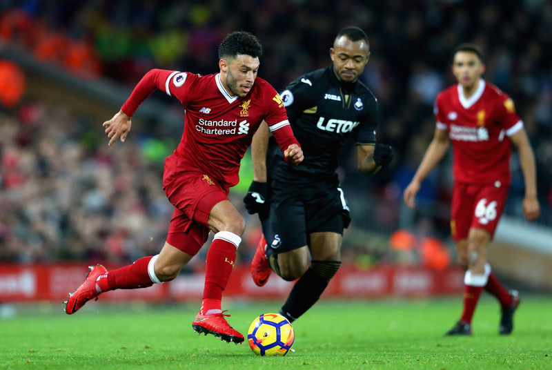 Chamberlain með í æfingahóp Liverpool - Enginn Gomez