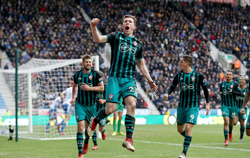 5-8. Southampton - Gul spjöld: 63 - Rauð spjöld: 2 <b>Samtals: 65 spjöld</b>