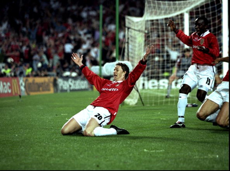 Manchester United vann þrennuna árið 1999.