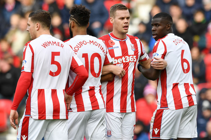 9. Stoke City - Gul spjöld: 62 - Rauð spjöld: 1 <b>Samtals: 63 spjöld</b>